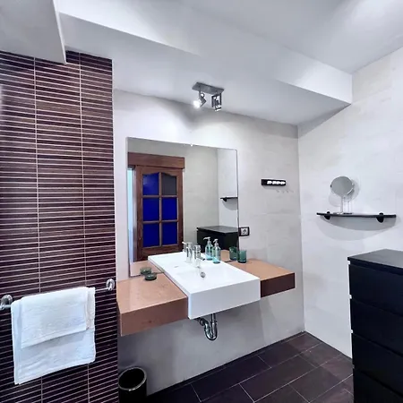 Solimar Apartman *